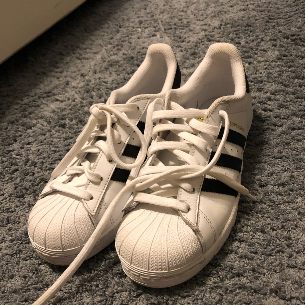 adidas superstars